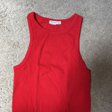 Top rouge