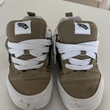 Vans Knu Skool Sneakers