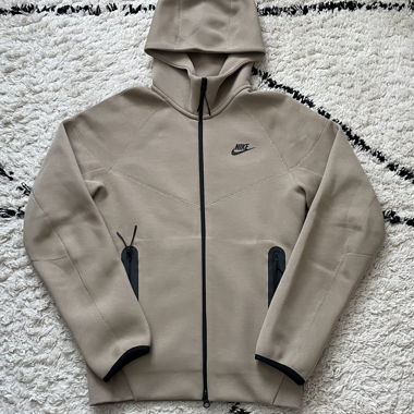 Nike Tech XS