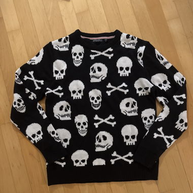 Pullover Totenkopf 