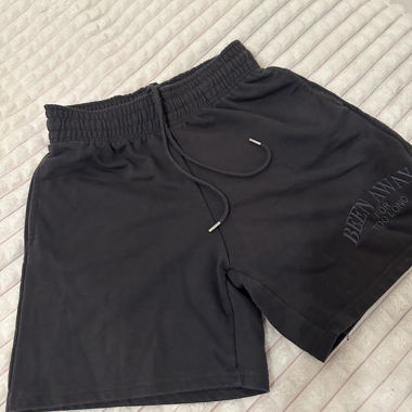Black Casual Shorts – Elastic Waist & Drawstring