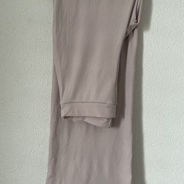 Pantaloni a gamba larga rosa pallido