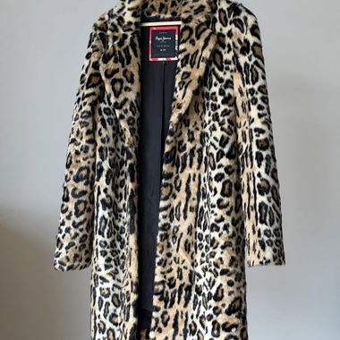 Kunstpelz-Mantel mit Leopardenmuster