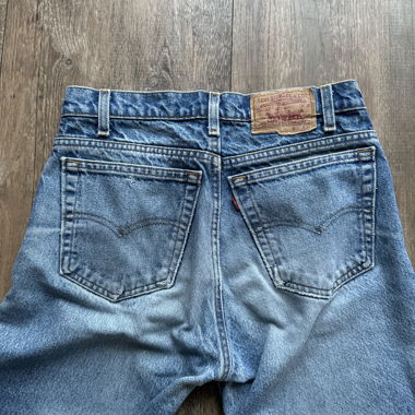 Levis stright leg