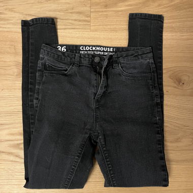 Skinny jeans