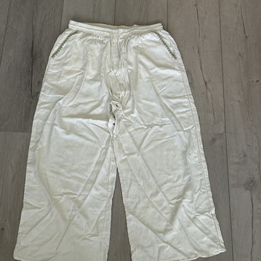 Pantaloni bianchi in lino L