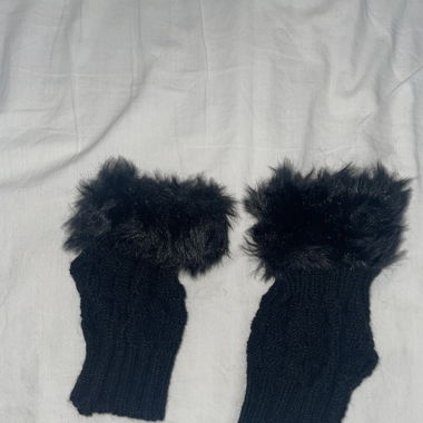 Black arm sleeves/warmers
