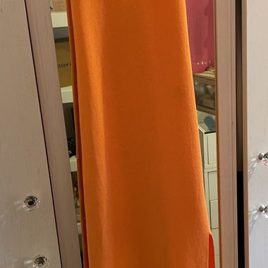 Abito lungo arancione Stradivarius