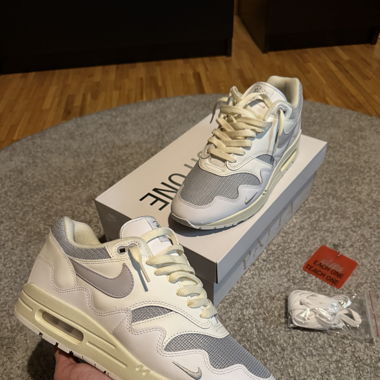 Nike air max 1 Patta white
