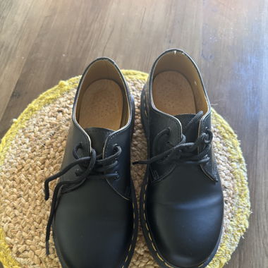 Dr. Martens Halbschuhe wie neu