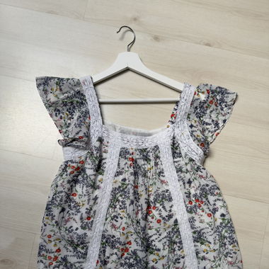 Flowy floral top / Size 36