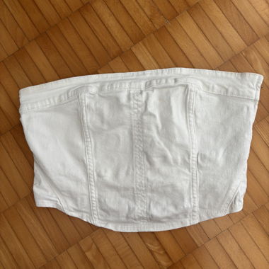 Haut court blanc