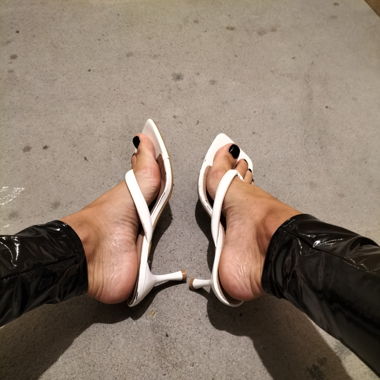 Tongs à talons hauts d'occasion taille 41