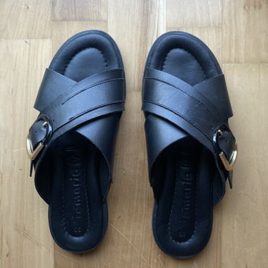 Tamaris leather summer sandals