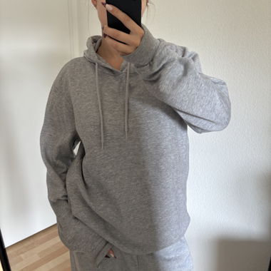 grey hoodie  