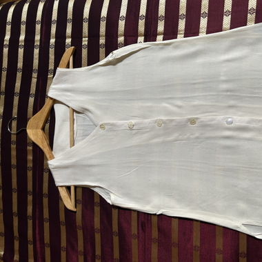 Sleeveless top