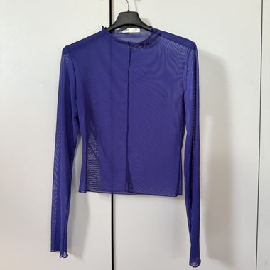 blue mesh top