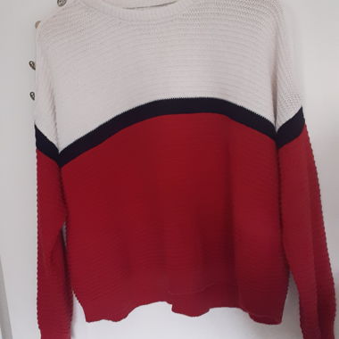 Stradivarius Red Creme Strickpullover