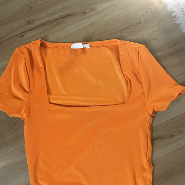 orange neon top