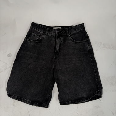 Shorts en denim noir