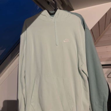 Nike club hoodie 
