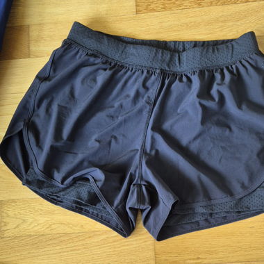Short sport