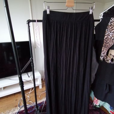 Black Skirt 3XL