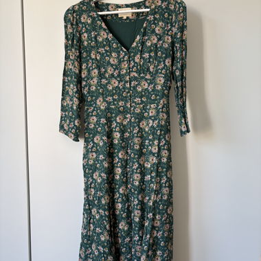 Sezane Blumen Kleid