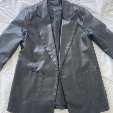 SHEIN FAKE LEATHER BLAZER