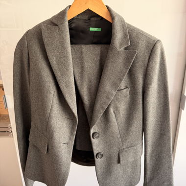 Blazer set with grey skirt Benetton