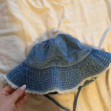 Chapeau en denim
