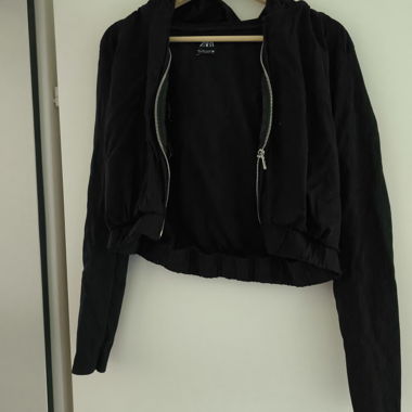 Veste courte noire Zara