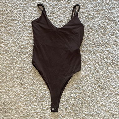 Brauner Body