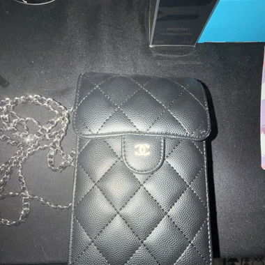 Pochette noire 
