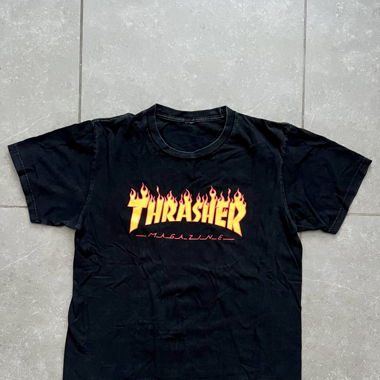 T-shirt “Trasher” black 