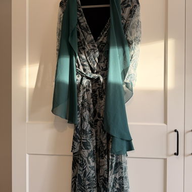 Abito Tuelldress con effetto incrociato