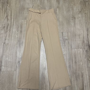 Pantaloni in tessuto beige di Zara
