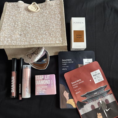 Kosmetikset mit Tasche und 30ml Parfüm