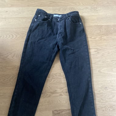 Schwarze Jeans