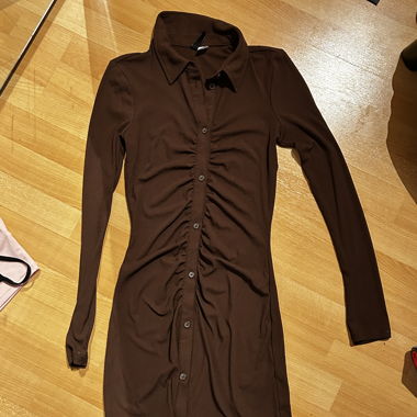 Robe brune 