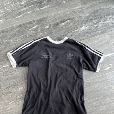 Vintage Adidas T-Shirt Size: S