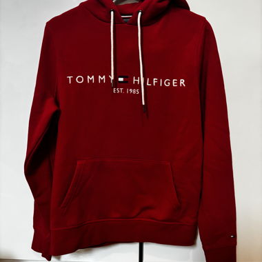 Tommy Hilfiger red sweatshirt