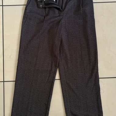 Pantalons élégants gris foncé