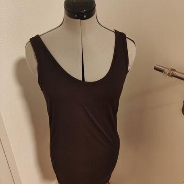 Brown top