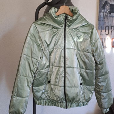 Metallisch-grüne Pimkie-Steppjacke