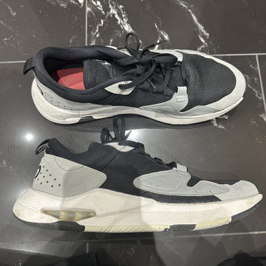 Sneakers Nike Jordan nero/grigio EU 46