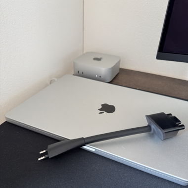 Adaptateur Tesla Suisse
