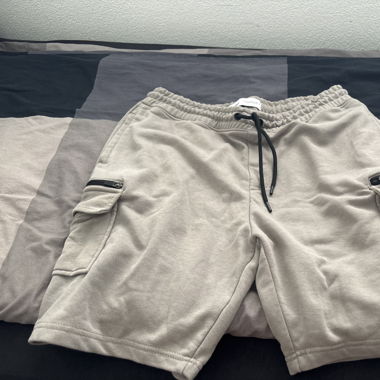 Bershka Cargo shorts