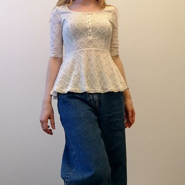 Top peplum in pizzo bianco, y2k
