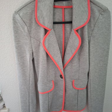 Women's grey blazer